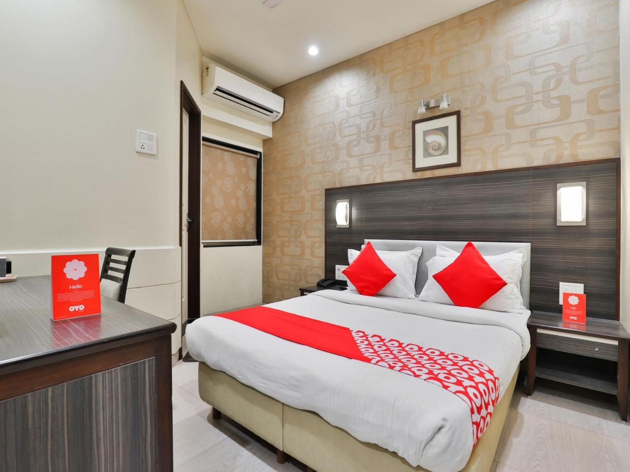 Oyo 17332 Hotel Nana'S Daman Kültér fotó